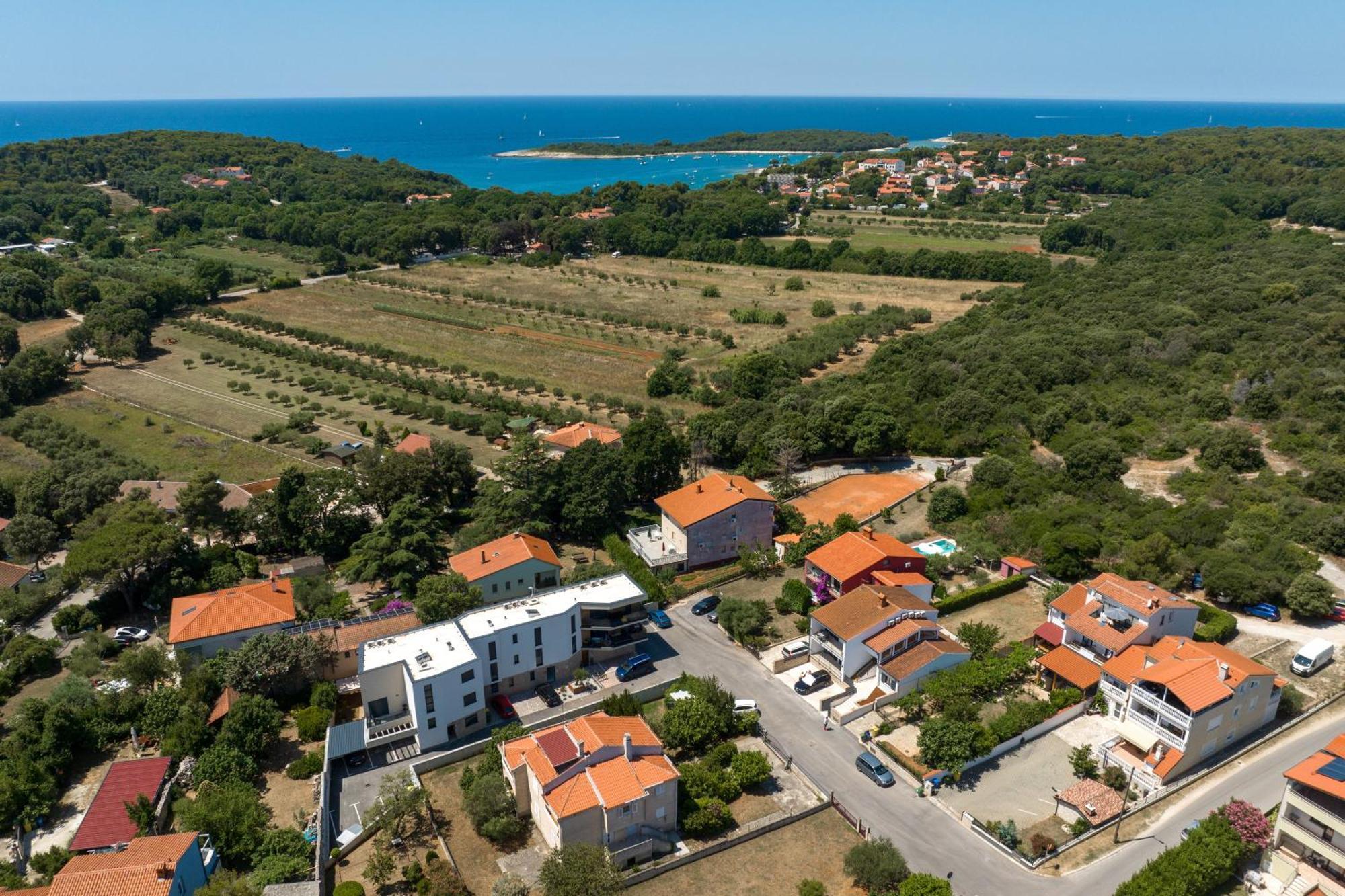 Luxury Apartments Villa San Avia Banjole Esterno foto