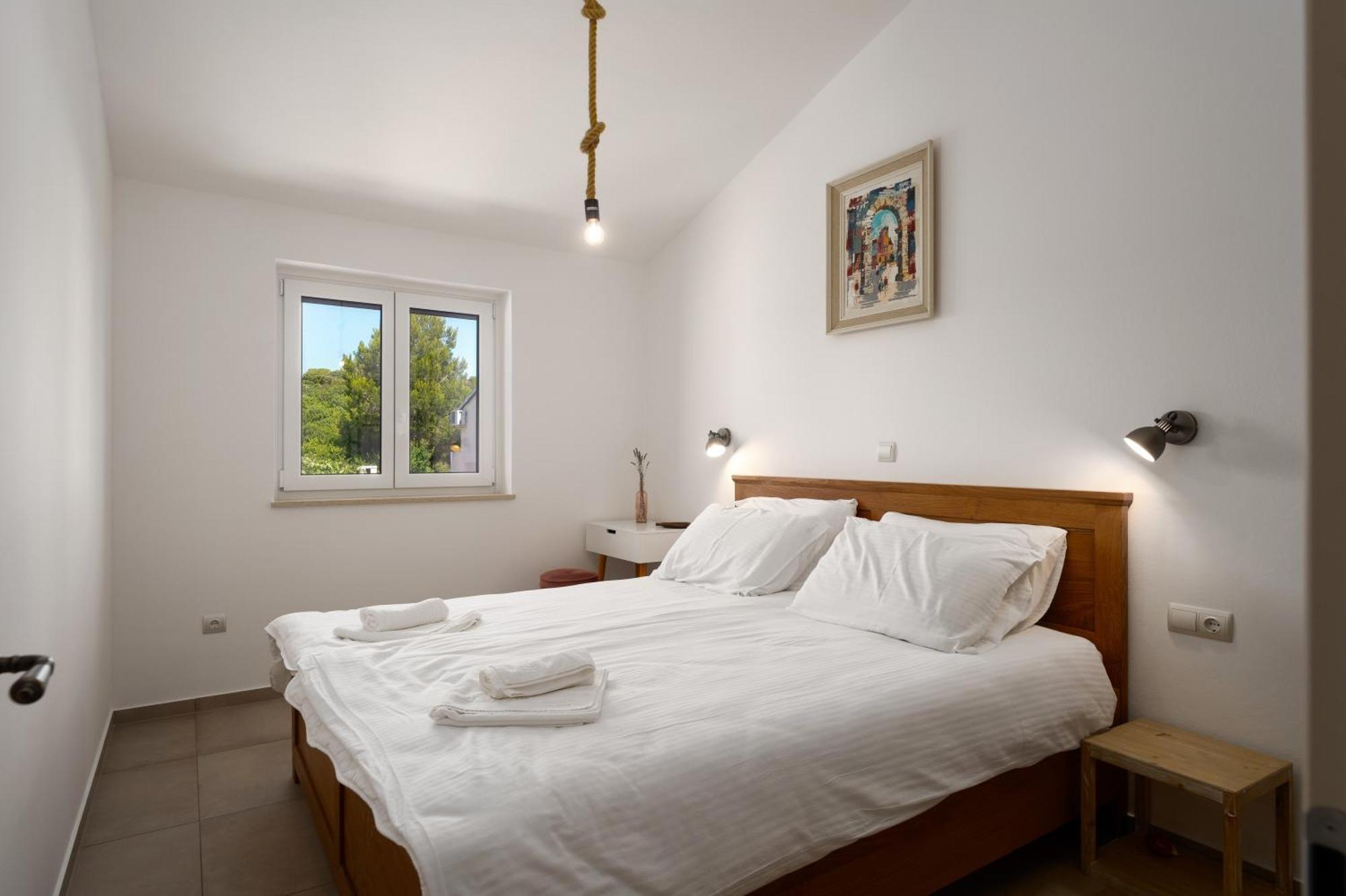 Luxury Apartments Villa San Avia Banjole Esterno foto