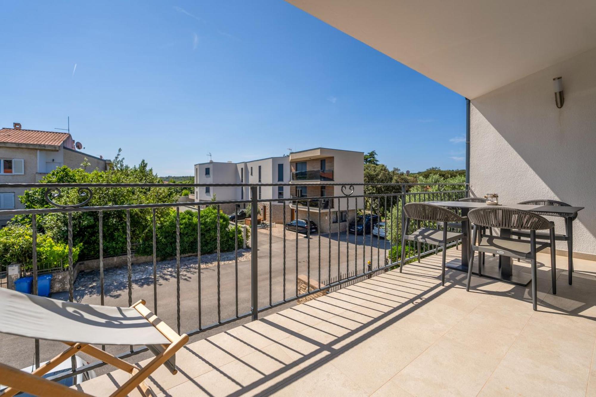 Luxury Apartments Villa San Avia Banjole Esterno foto